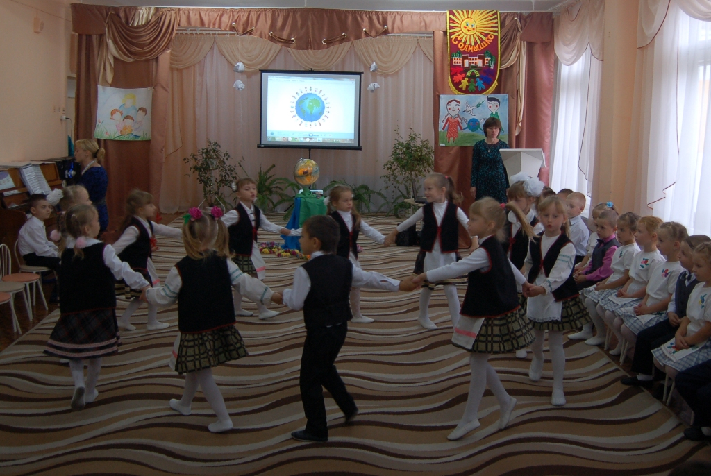 Танец "Белорусская танцевальная"